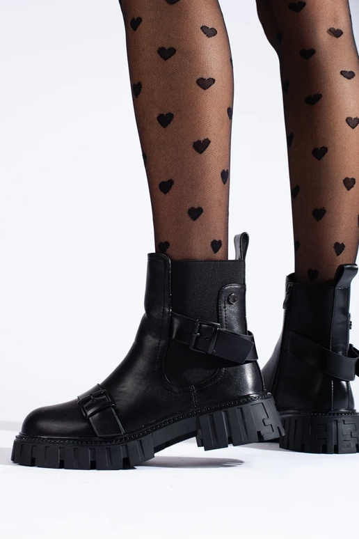 INomens boots Inith platform black