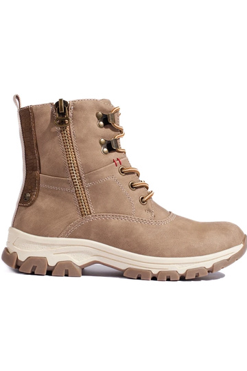 Inith laces boots Inith a...