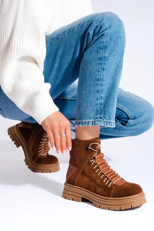 BroInn color boots made of natural... BroInn color boots made of natural...