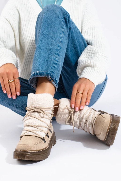 Śniegowce damskie beżowe z kożuszkiem Śniegowce damskie beżowe z kożuszkiem