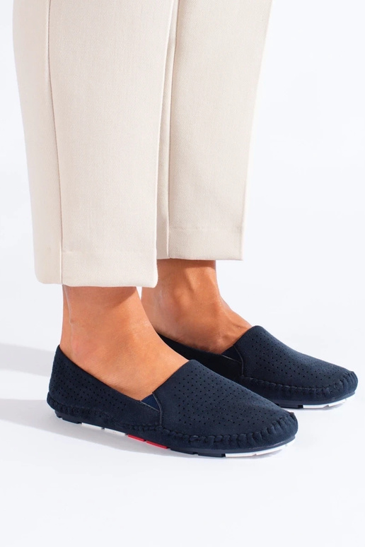 Persistent model  Women's moccasins...