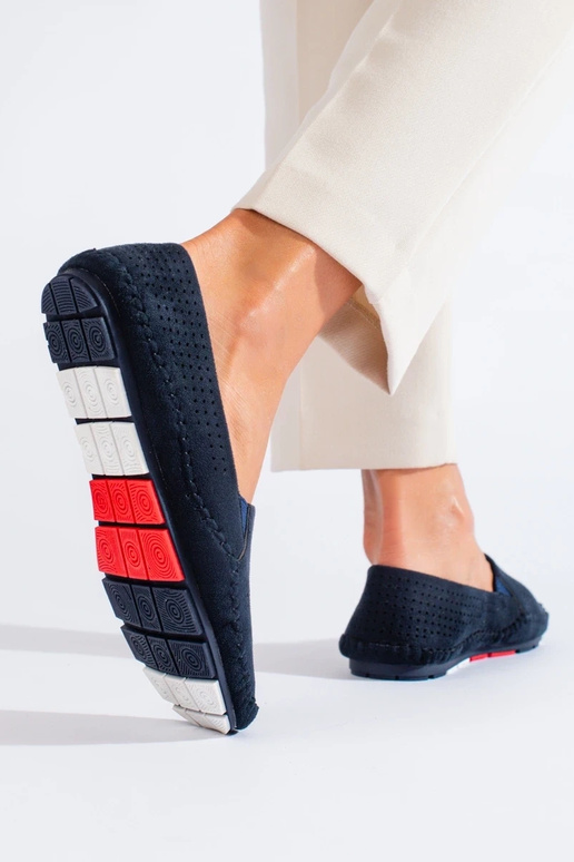 Persistent model  Women's moccasins...