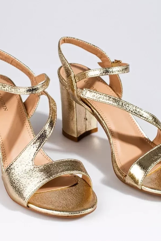 Elegant style sandals Inomens on the...