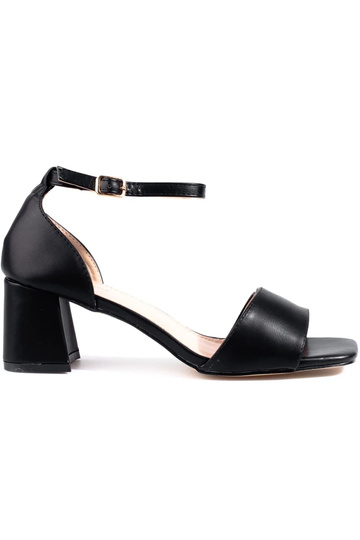 The classic model black...