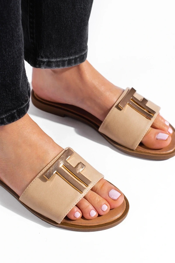 Slippers   beige Potocki 2