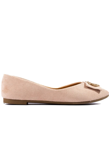 beige of suede ballerinas...