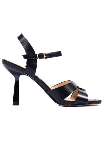 black sandals on the heel...