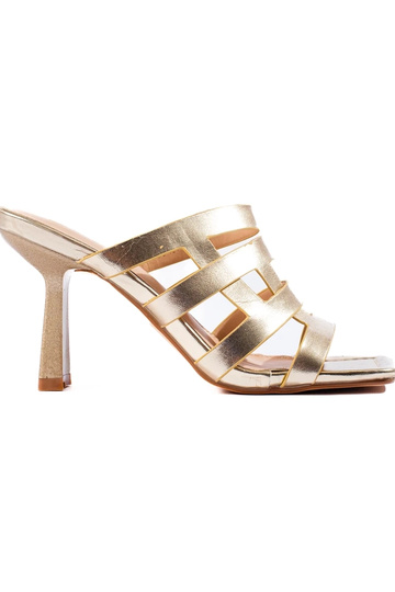 gold color  slippers...