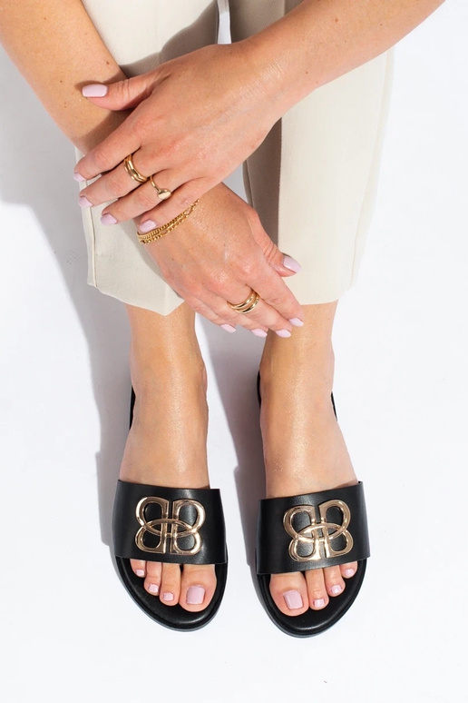 The classic model  slippers  black... The classic model  slippers  black...