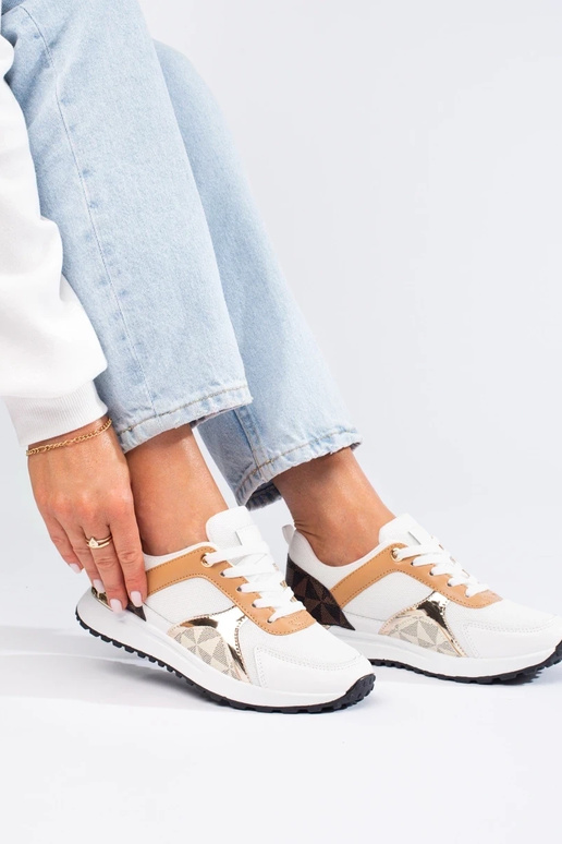 Sporty style shoese Shelovet white color Sporty style shoese Shelovet white color