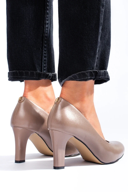 The classic model dark beige High...