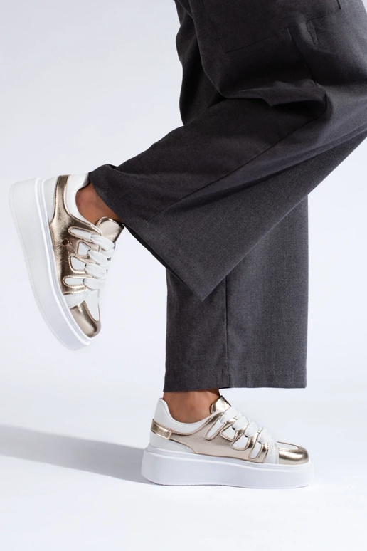 Sneakers model shoes with a high... Sneakers model shoes with a high...