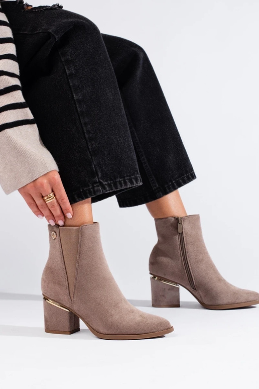 Zamszowe botki damskie sztyblety...