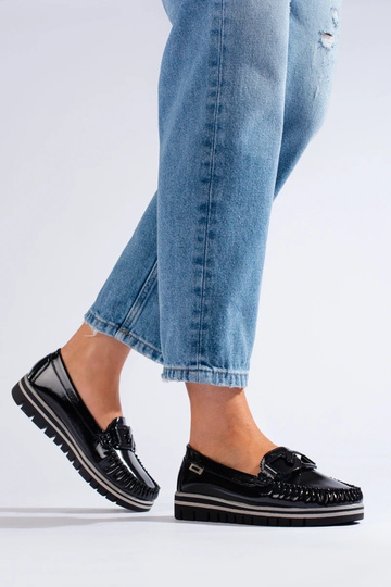 Lakierowane czarne mokasyny... 2