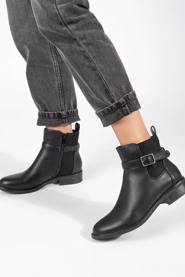 The classic model black... 2