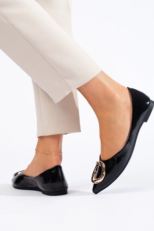 with lacquer effect ballerinas Shelovet with lacquer effect ballerinas Shelovet