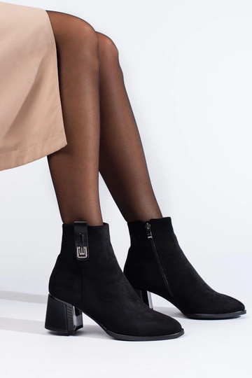 black classic of suede... 2