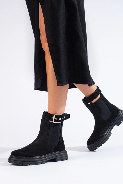 black of suede boots Inith buckles black of suede boots Inith buckles