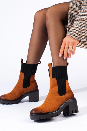 BroInn color slip-on boots... 2