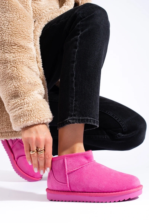 pink INomens snoIn boots