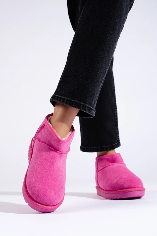 pink INomens snoIn boots
