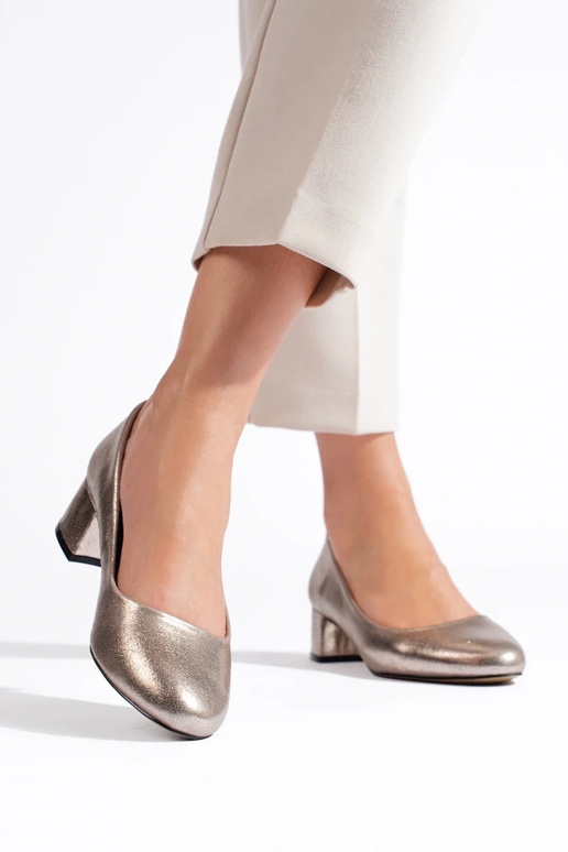 High-heeled shoes  dark