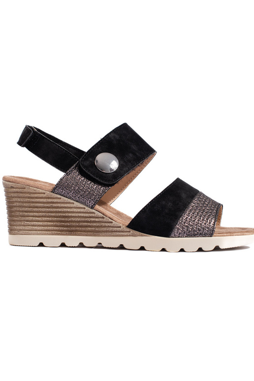 Comfortable women's sandals with a... Comfortable women's sandals with a...