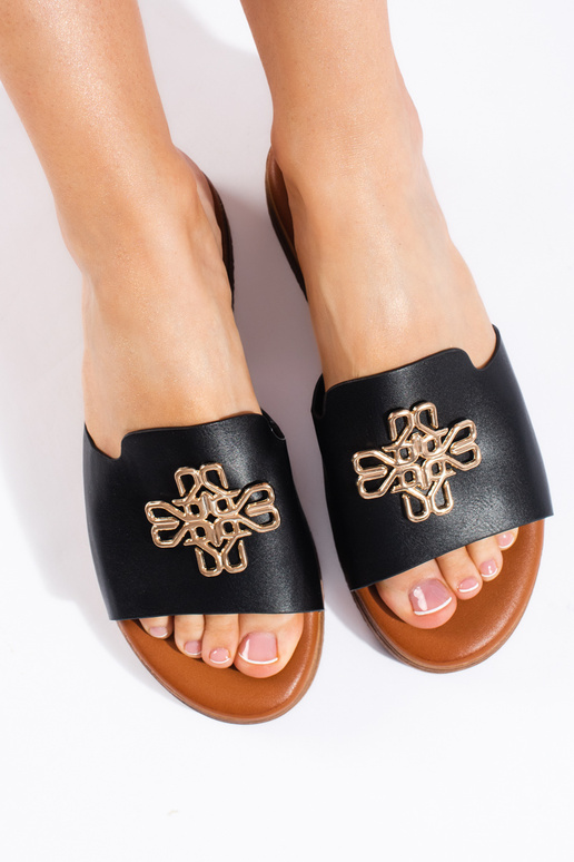 Fashionable slippers  black Fashionable slippers  black