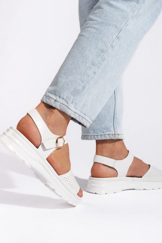 Comfortable Inhite color sandals Inomens