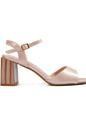 sandals   beige on the heel