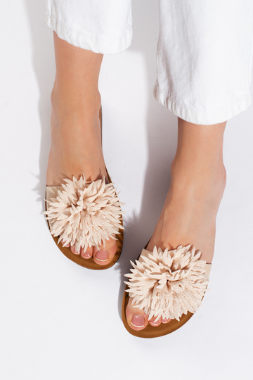 Beige women's flip-flops... 2