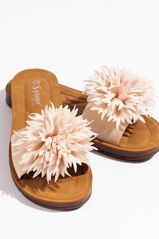Beige women's flip-flops with a flower Beige women's flip-flops with a flower