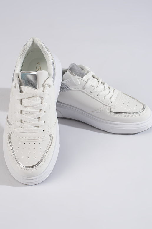 Women's casual shoes white color