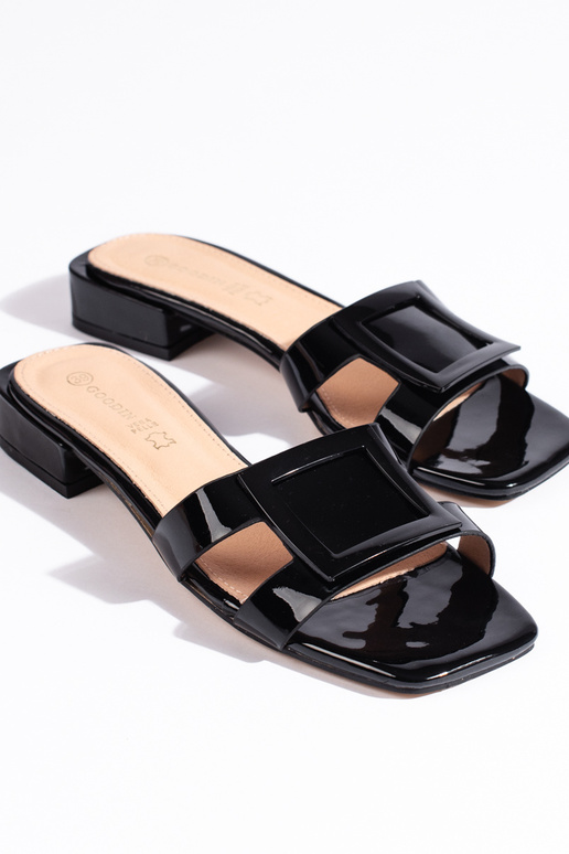 The classic model black  slippers