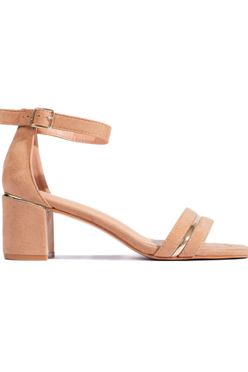 Brown color of suede sandals