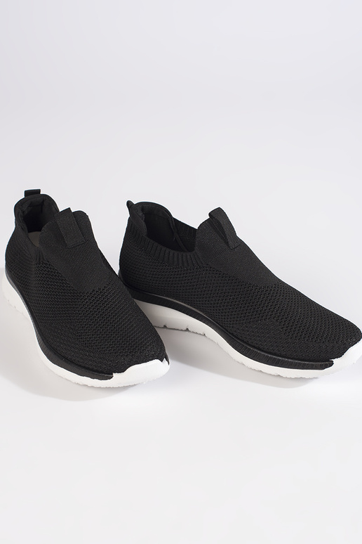 Wsuwane buty sportowe czarne