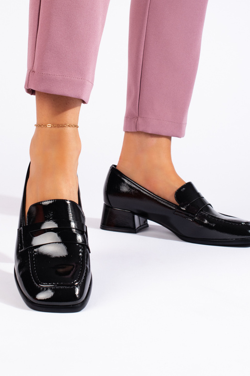 with lacquer effect Women's moccasins... with lacquer effect Women's moccasins...