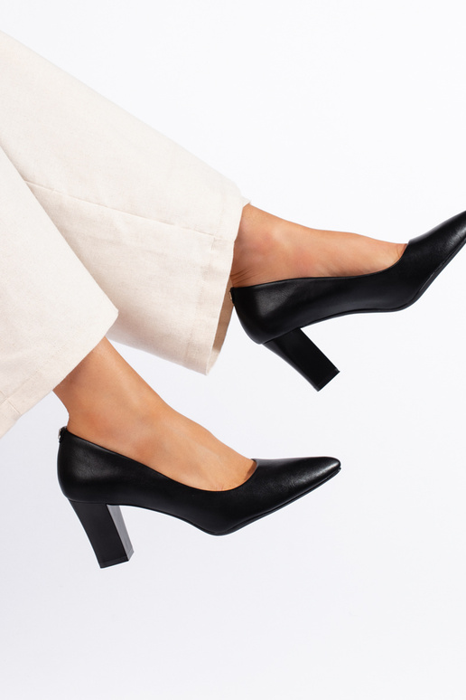 black High heels on the heel Sergio... black High heels on the heel Sergio...