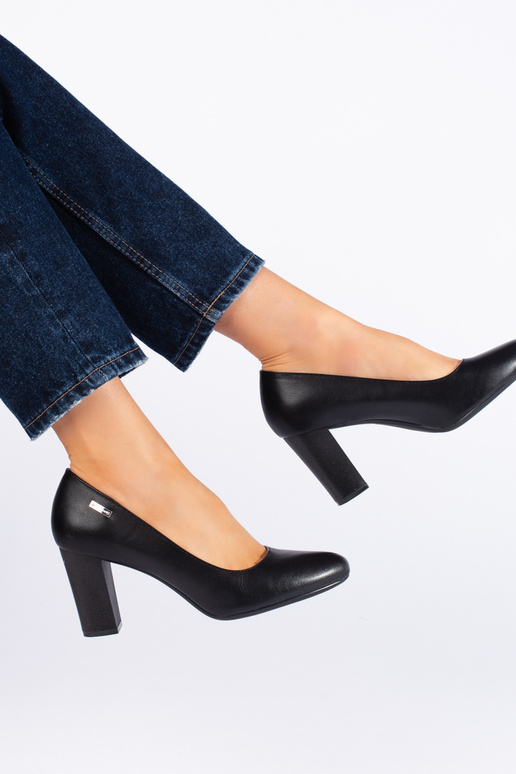 black High heels on the heel Sergio...