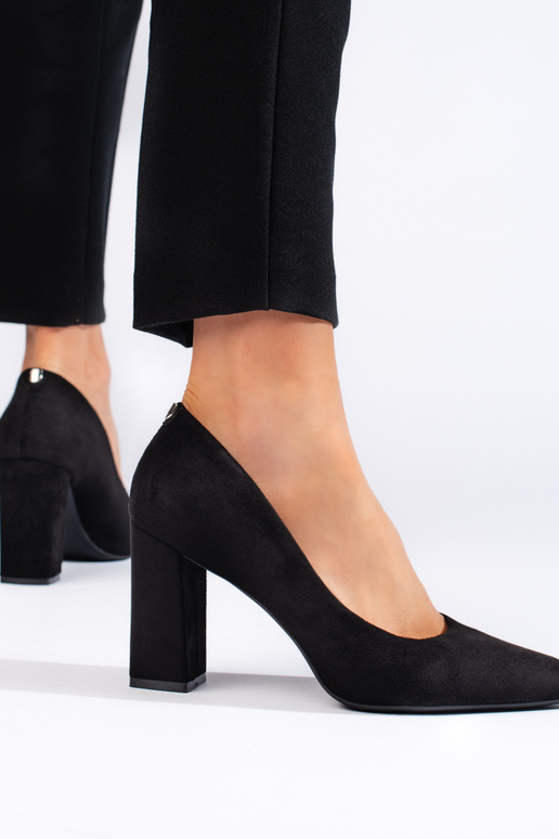 black of suede High heels on a thick... black of suede High heels on a thick...