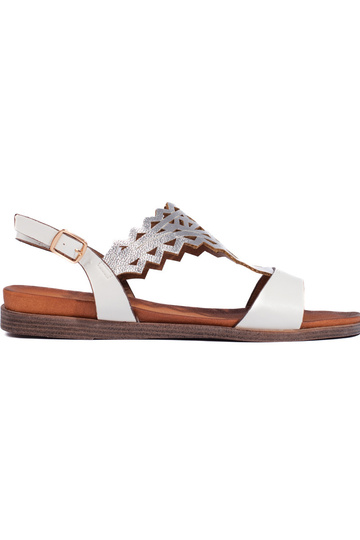 with elements of openwork...