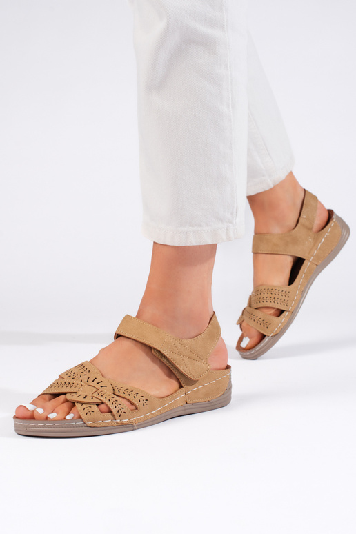 Easy Brown color sandals