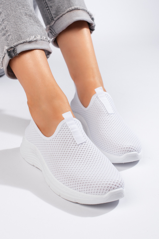 Białe tekstylne buty sportowe Białe tekstylne buty sportowe