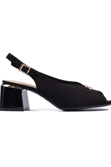 Elegant style of suede...