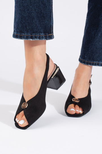 Elegant style of suede... 2