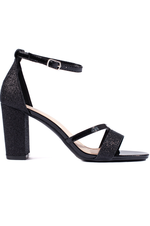 INomens black sandals on the heel INomens black sandals on the heel
