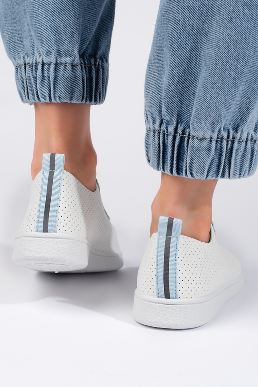 Ażurowe białe trampki damskie Ażurowe białe trampki damskie