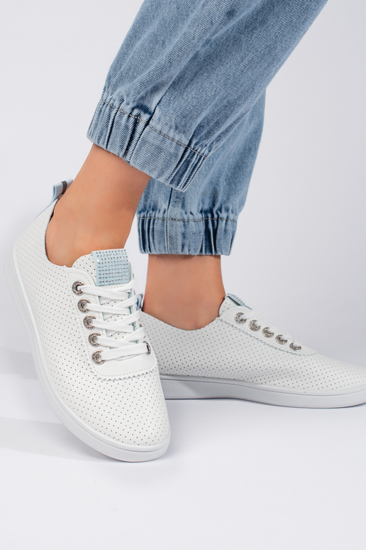 Ażurowe białe trampki damskie Ażurowe białe trampki damskie