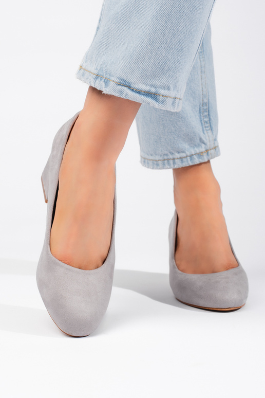 gray of suede High heels