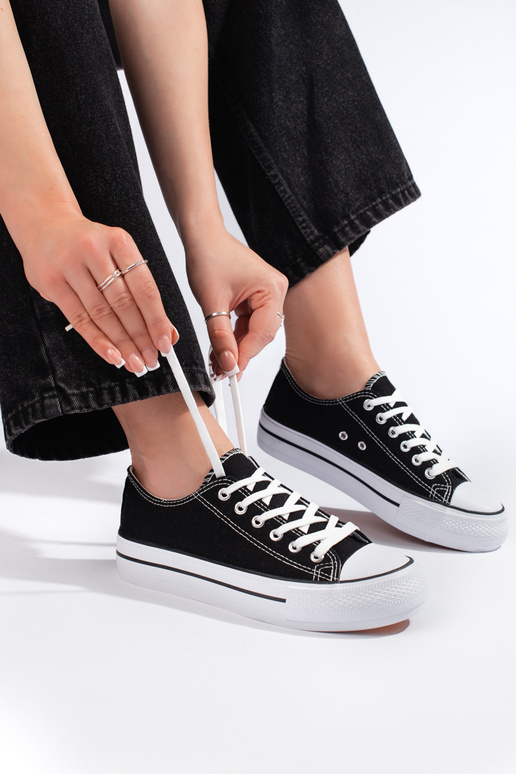 Klasyczne trampki damskie czarne